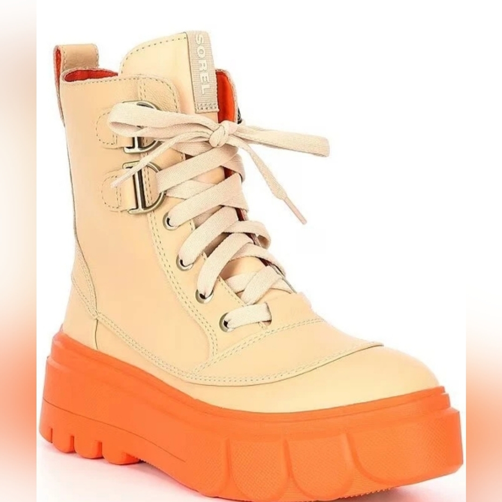 Sorel Women's Lace-Up Cream and Orange Boots Size 7.5.